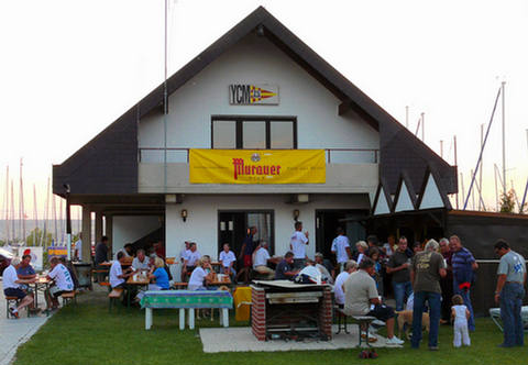 b300_EURO_20080822
